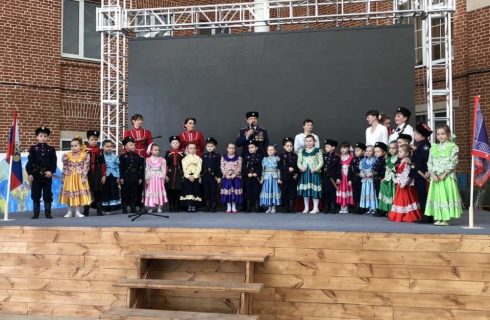 Казаки отметили масленицу в Тульском кремле